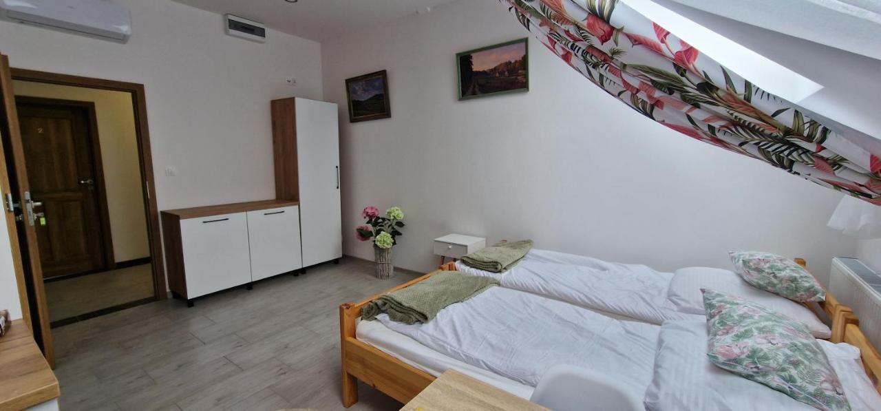 Zielona Ostoja Ulica Szpitalna 3C Apartment Kamieniec Zabkowicki Bagian luar foto