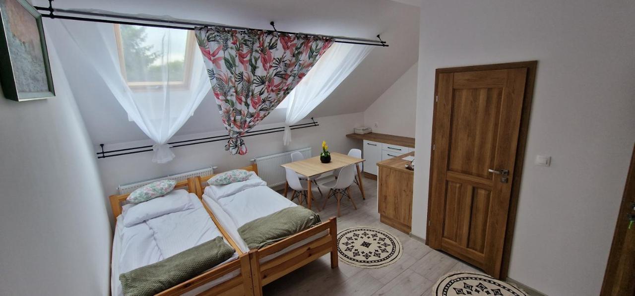 Zielona Ostoja Ulica Szpitalna 3C Apartment Kamieniec Zabkowicki Bagian luar foto